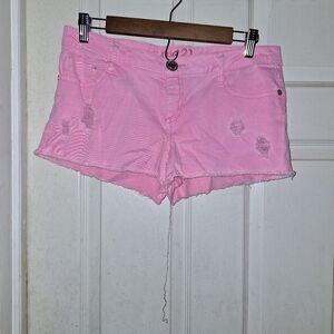 Rue 21 distressed raw hem pink shorts size 7/8
